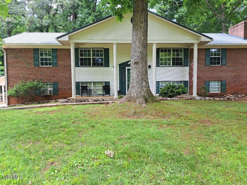 Photo #2: 226 Heritage Hills Drive