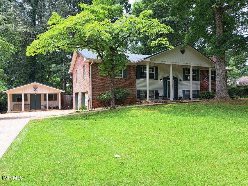 Photo #3: 226 Heritage Hills Drive