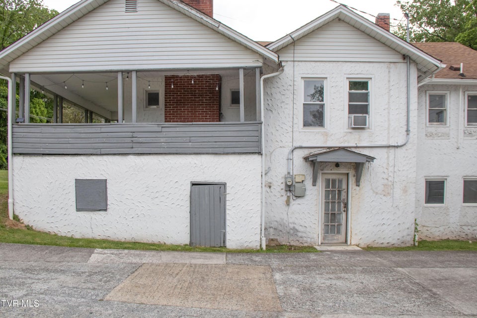 Photo #37: 1416 Cedar Street