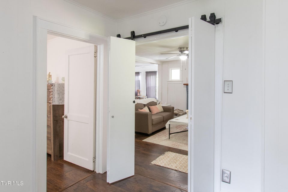 Photo #17: 1416 Cedar Street