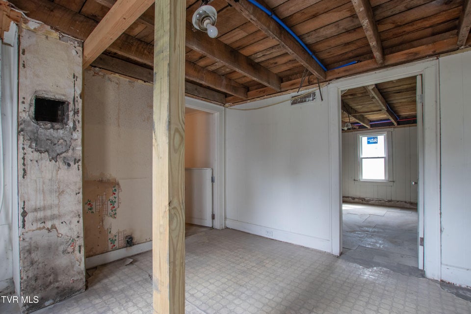 Photo #56: 1416 Cedar Street