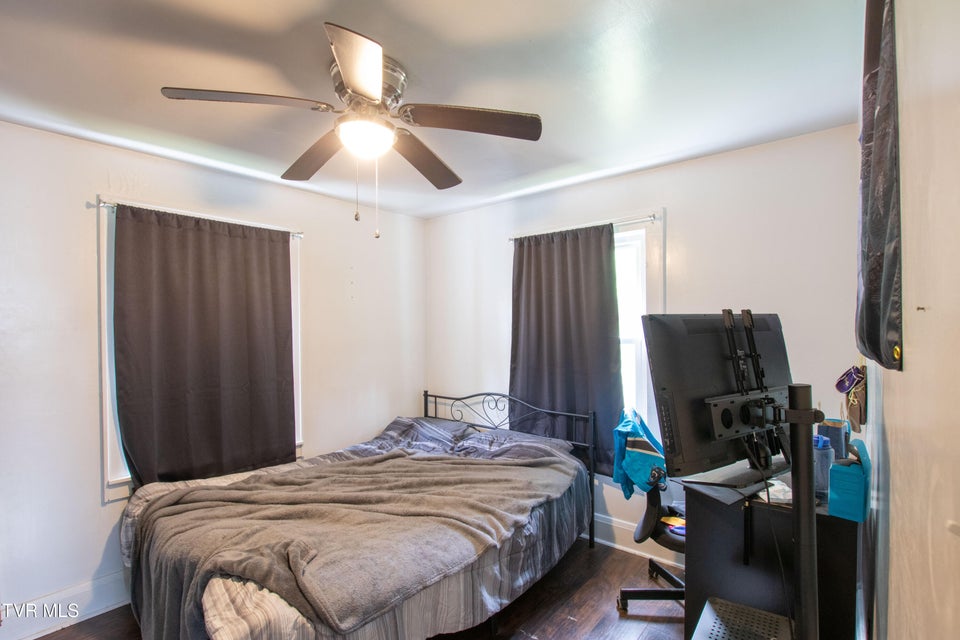 Photo #62: 1416 Cedar Street