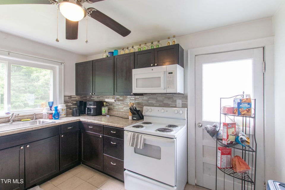 Photo #63: 1416 Cedar Street