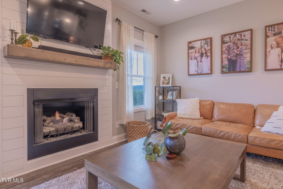 Photo #13: 4073 Maize Place