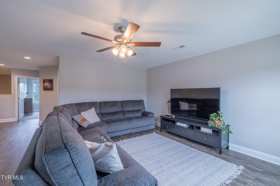 Photo #38: 4073 Maize Place