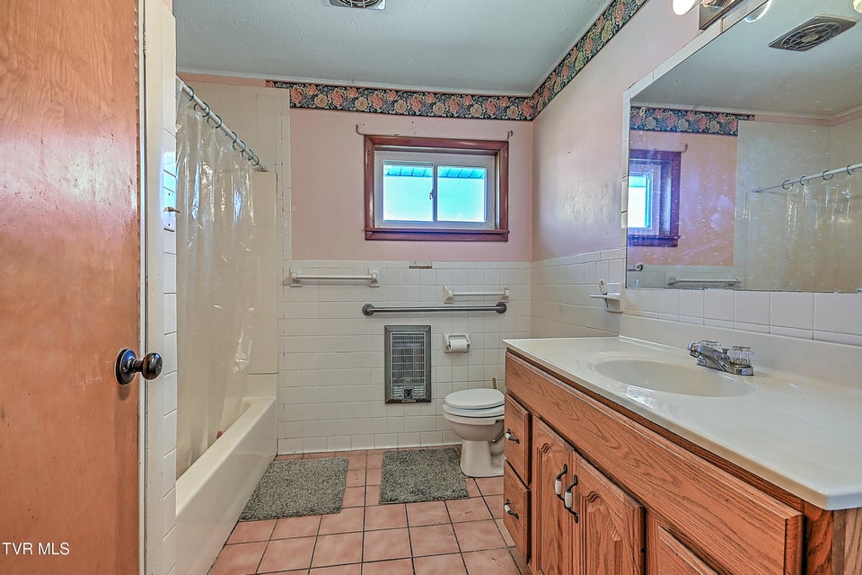 Photo #21: 110 Johnson Street