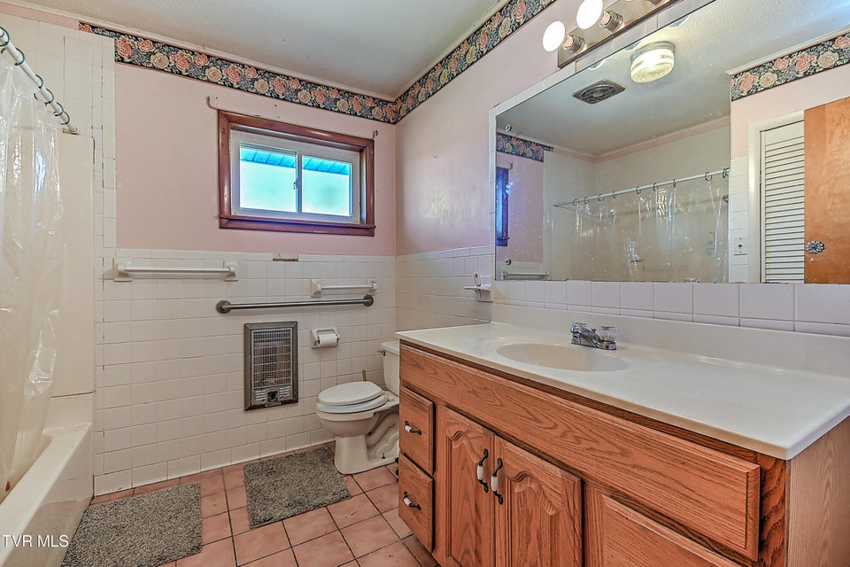 Photo #22: 110 Johnson Street