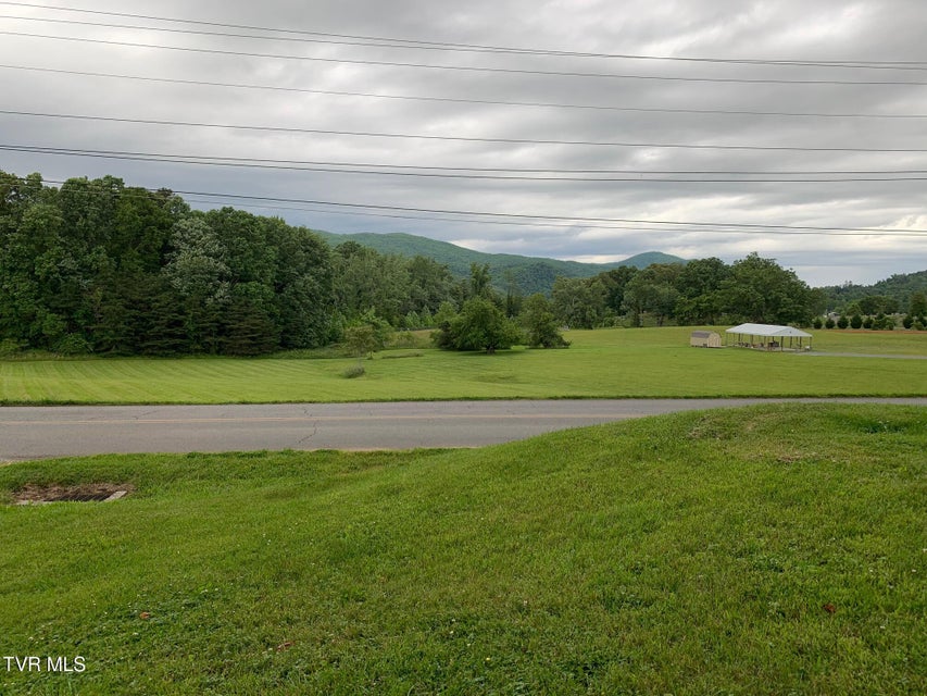 Photo #5: 626 Mohawk Drive