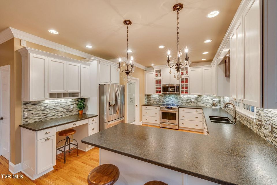 Photo #3: 117 Quail Heights Court