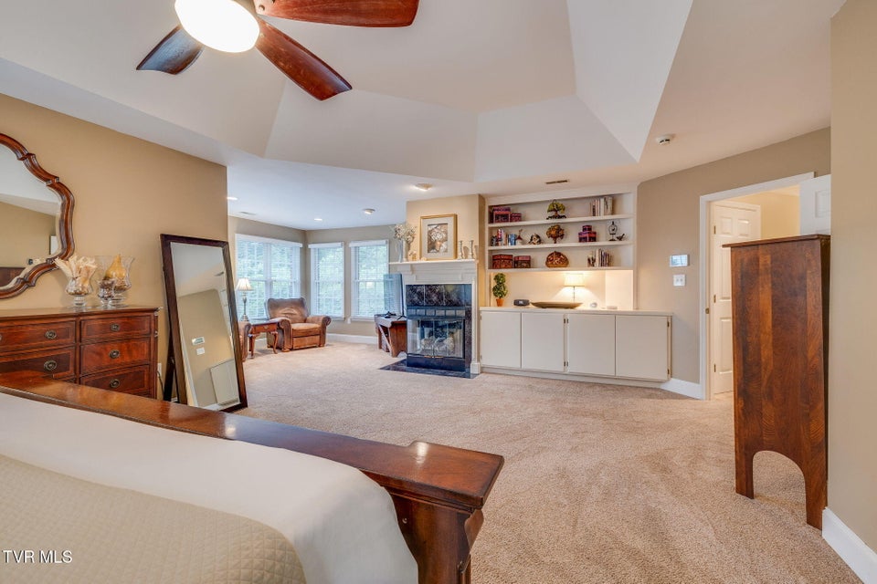 Photo #37: 117 Quail Heights Court