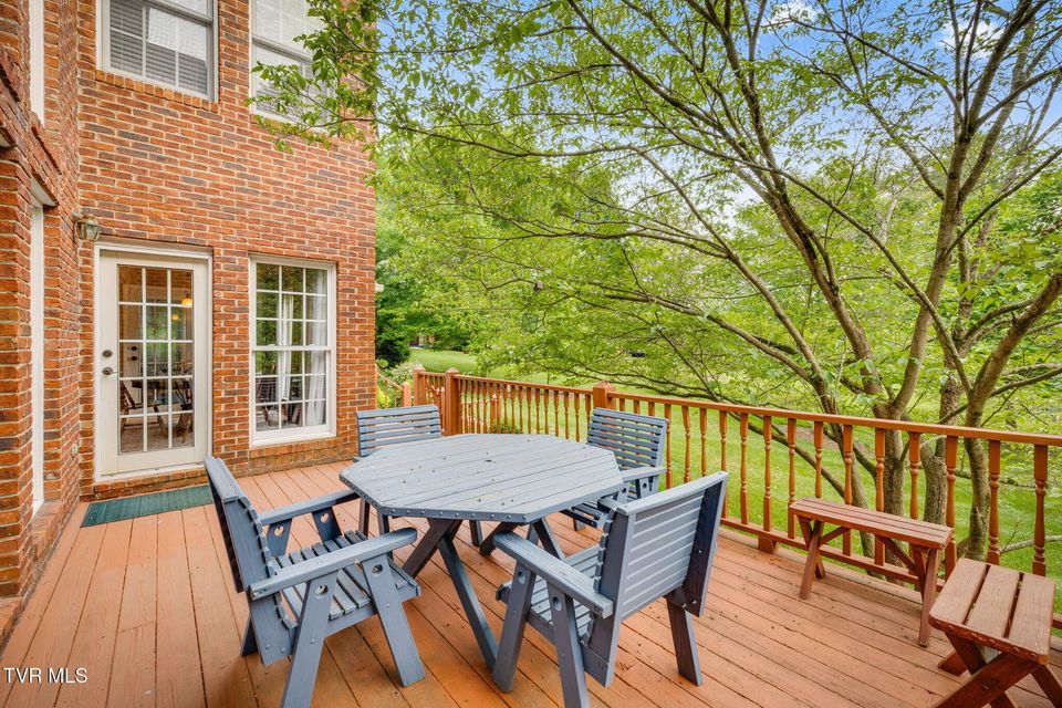 Photo #81: 117 Quail Heights Court