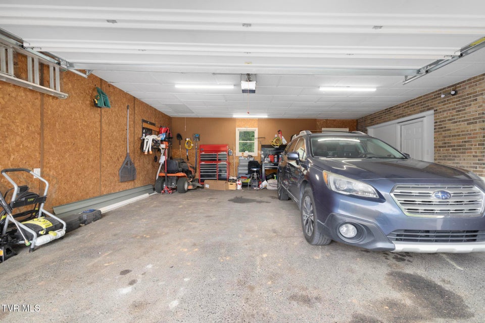 Photo #30: 405 Castaway Drive