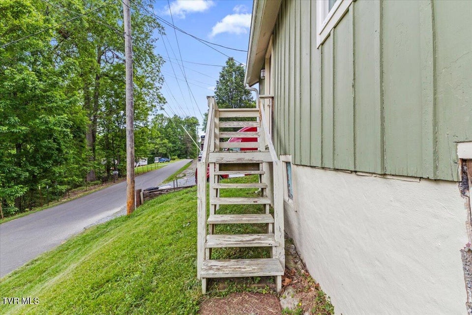 Photo #34: 131 Greenlee Road