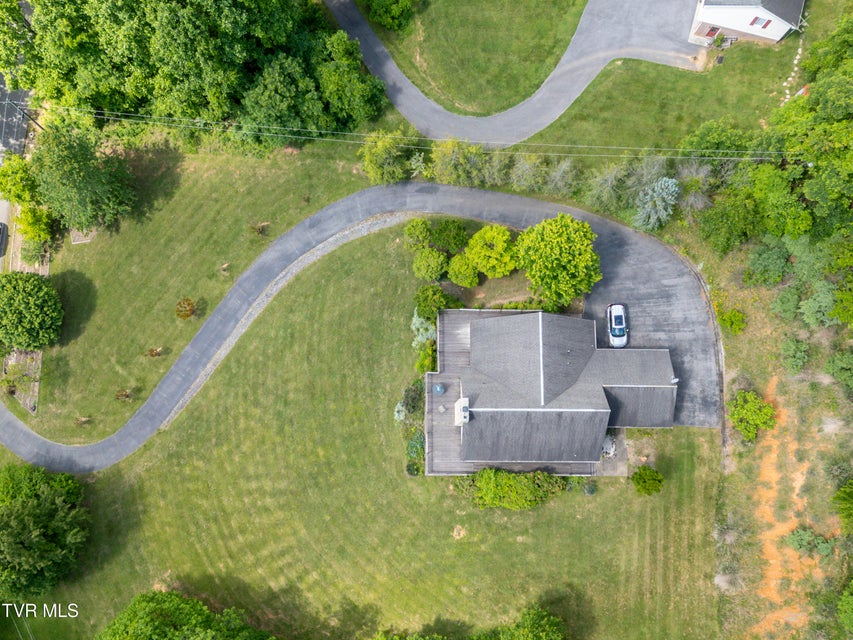 Photo #65: 14346 White Top View