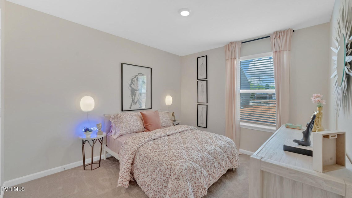 Photo #23: 988 Borage Drive