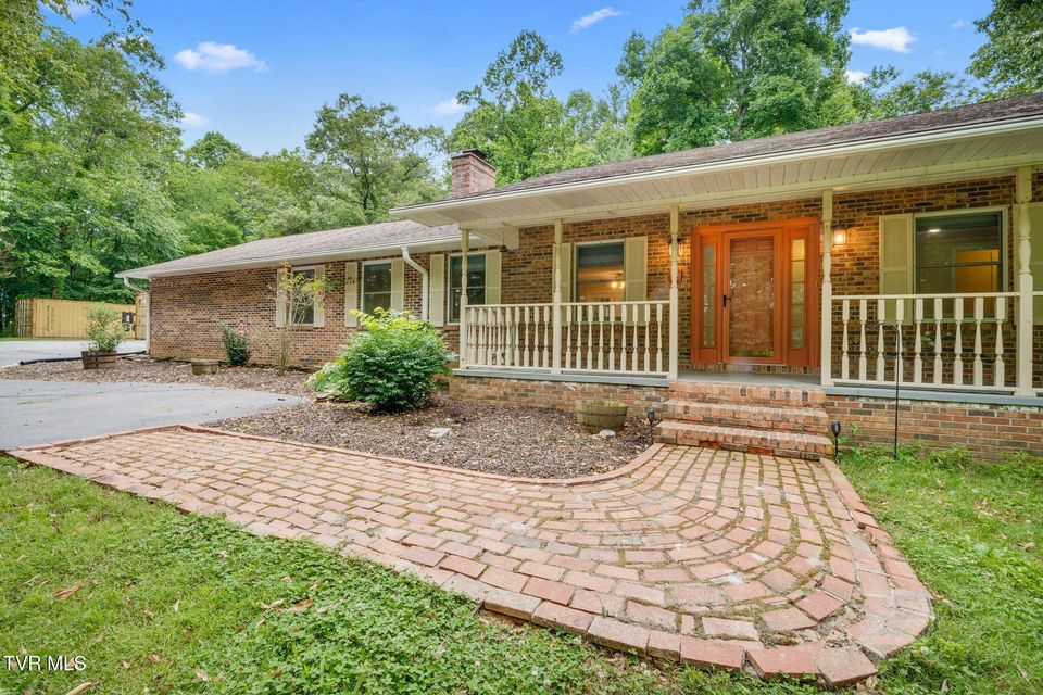 Photo #4: 631 Bowmantown Road