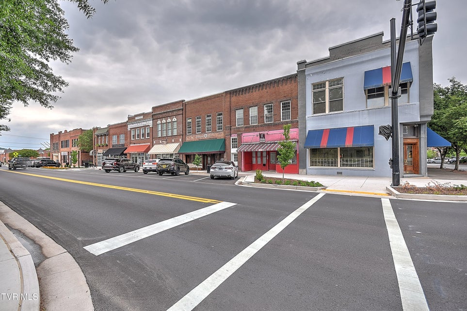 Photo #3: 104 Main Street