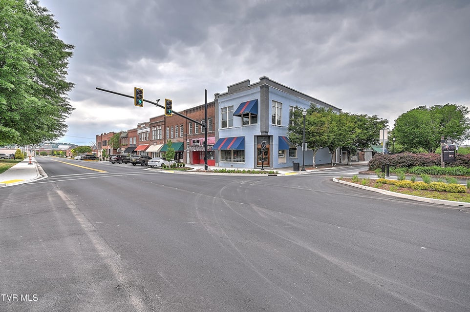 Photo #4: 104 Main Street