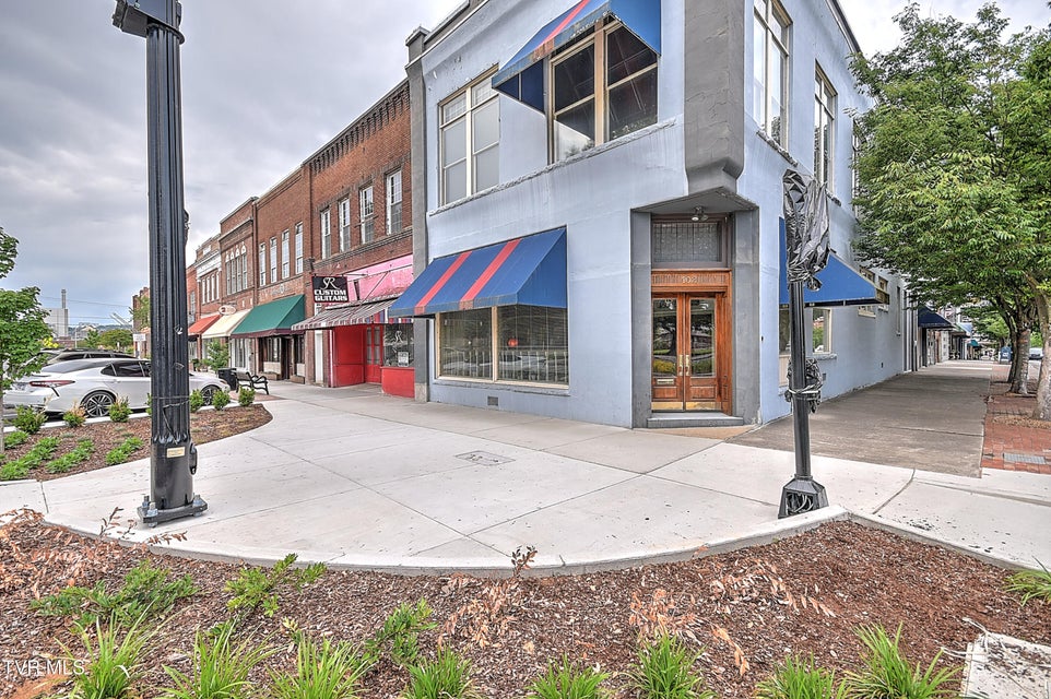 Photo #5: 104 Main Street