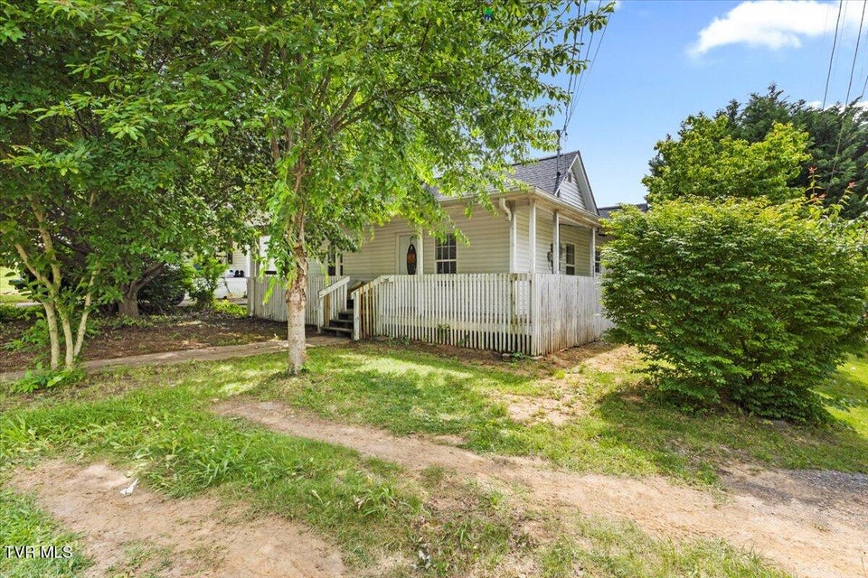 Photo #6: 1200 Grover Street