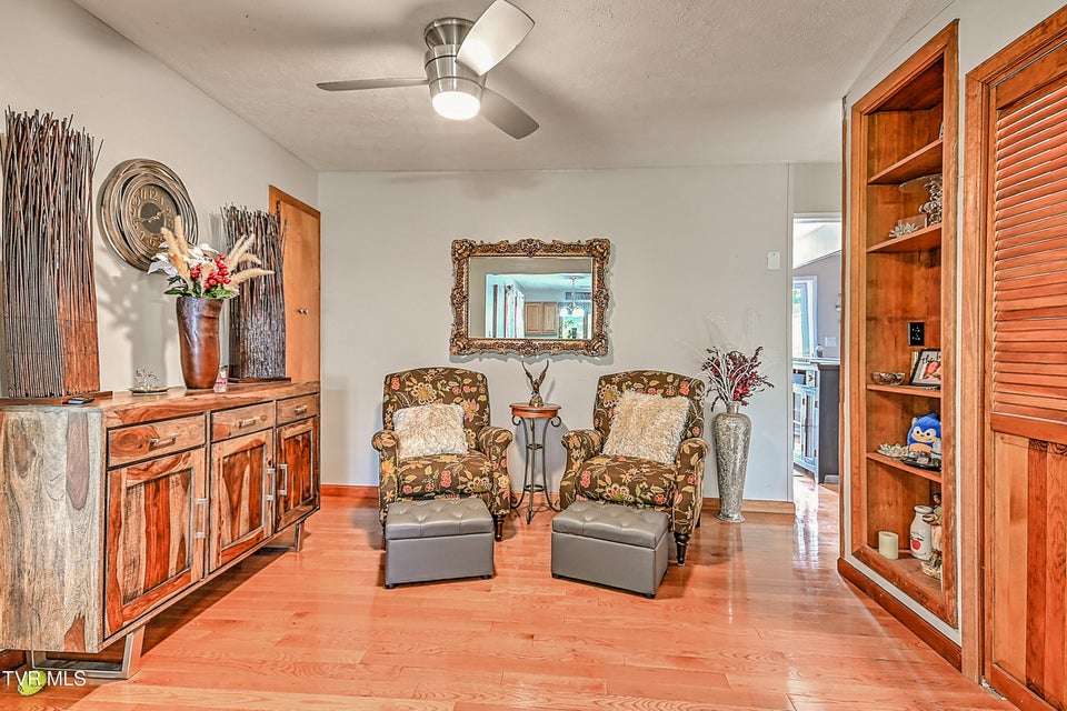 Photo #11: 205 Live Oak Drive