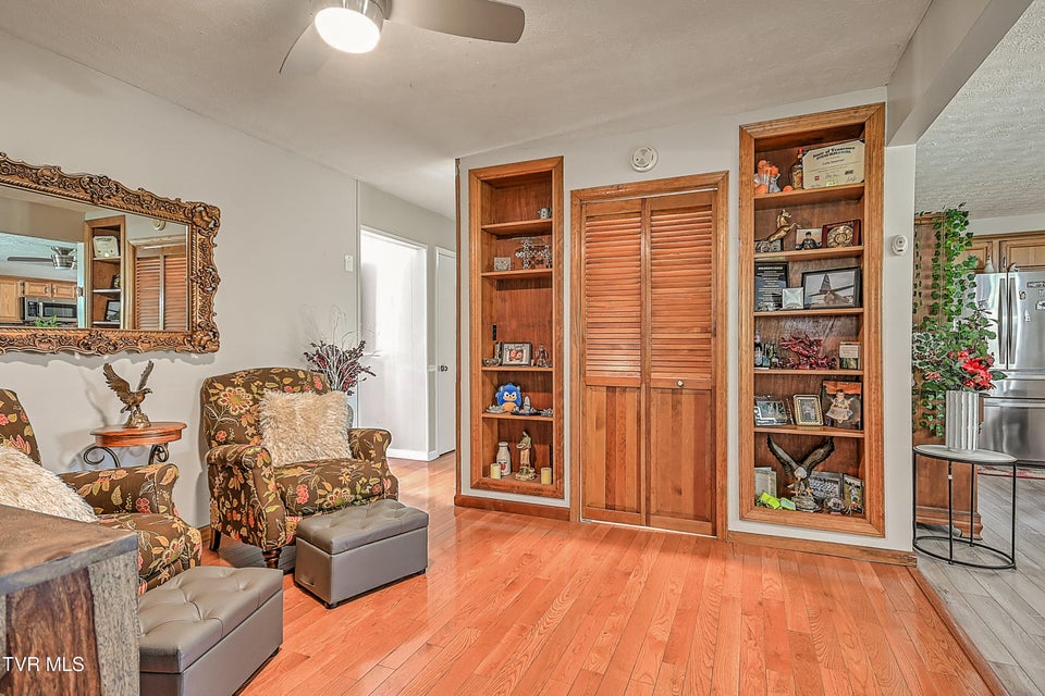 Photo #12: 205 Live Oak Drive