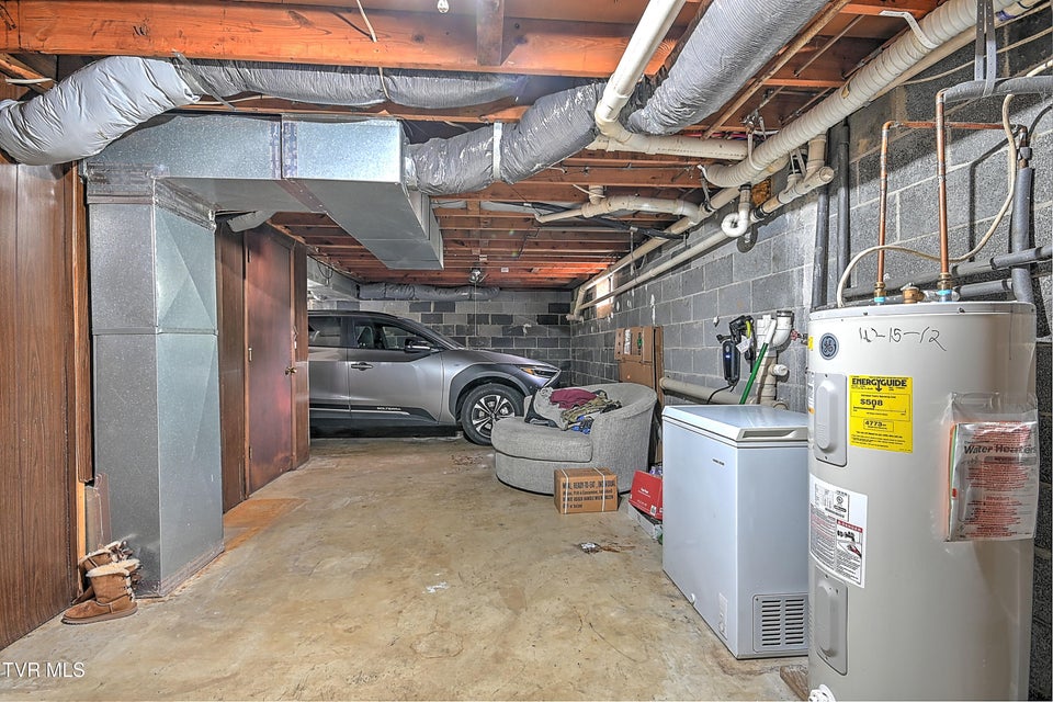 Photo #46: 205 Live Oak Drive