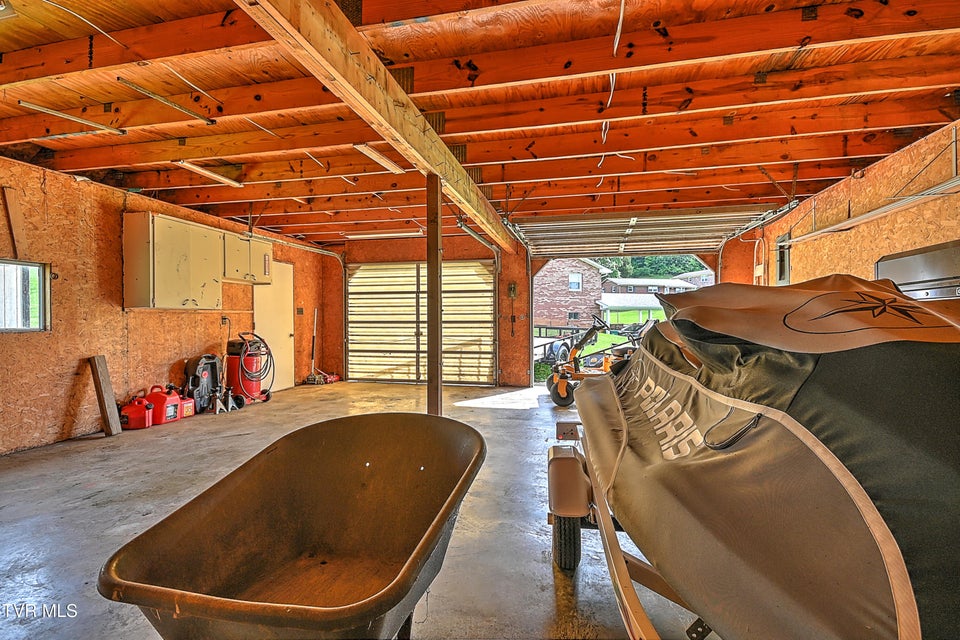 Photo #56: 205 Live Oak Drive