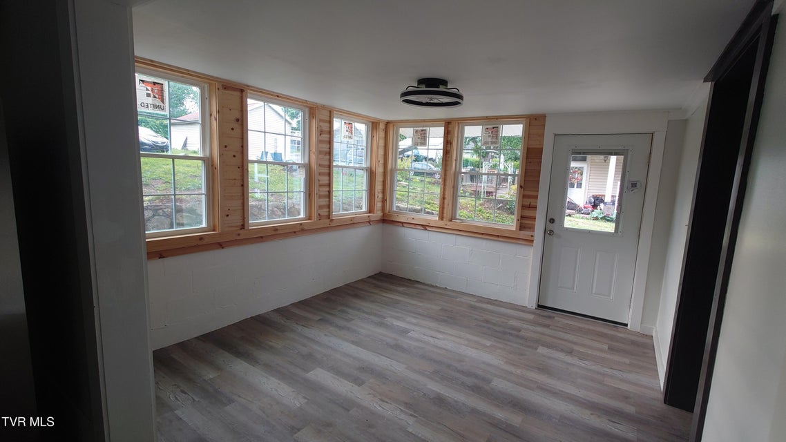 Photo #21: 616 6th Street