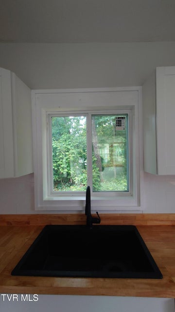 Photo #19: 616 6th Street