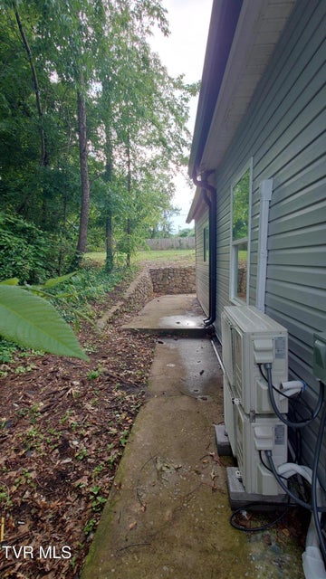 Photo #16: 616 6th Street