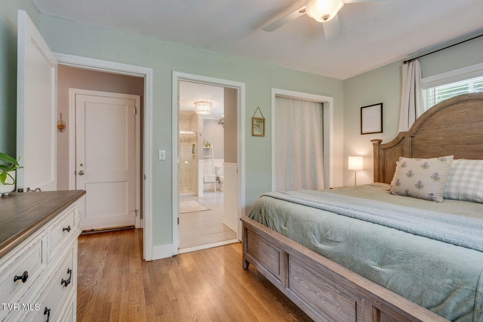 Photo #12: 2300 Stuart Drive
