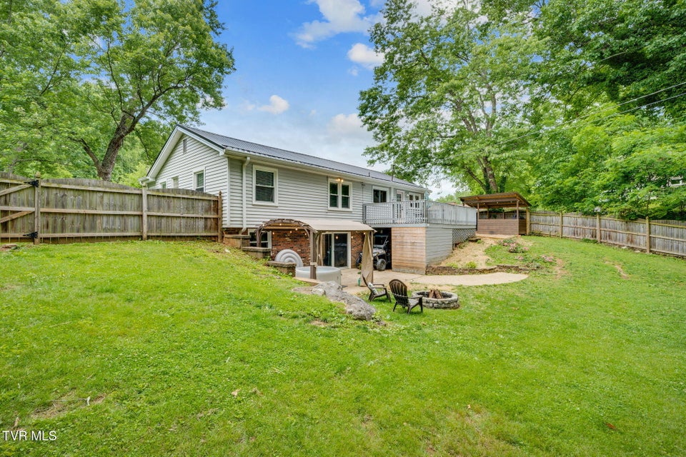 Photo #28: 2300 Stuart Drive