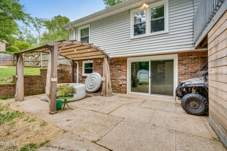 Photo #30: 2300 Stuart Drive