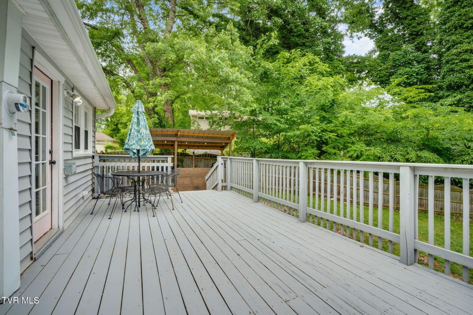 Photo #32: 2300 Stuart Drive