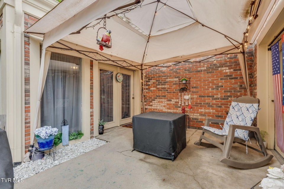 Photo #26: 322 Arbor Terrace