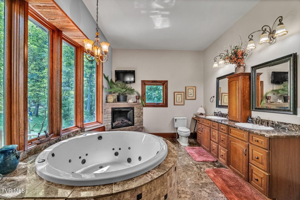 Photo #45: 18549 Landridge Way