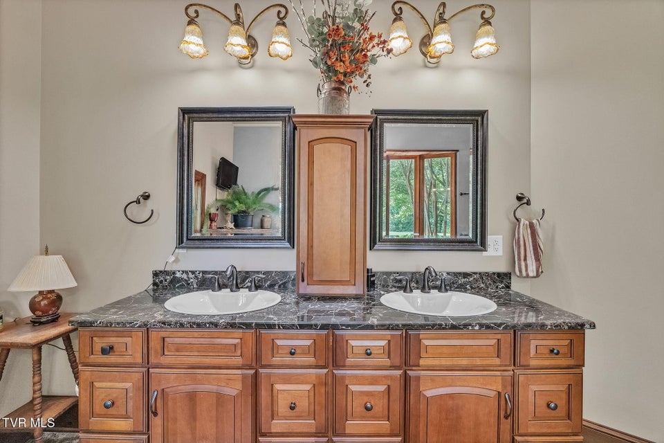 Photo #46: 18549 Landridge Way