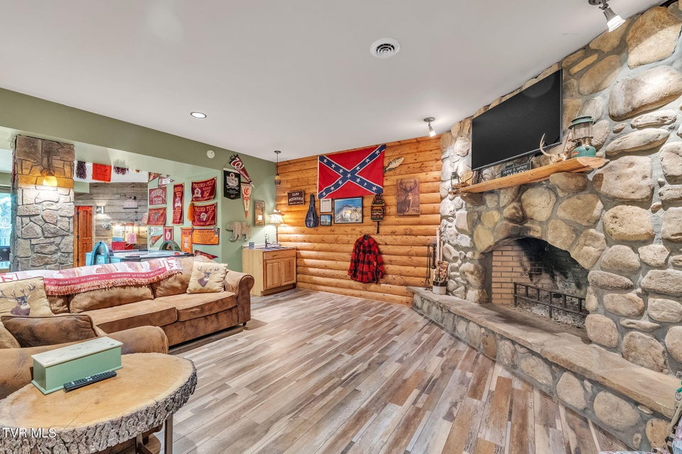 Photo #93: 18549 Landridge Way