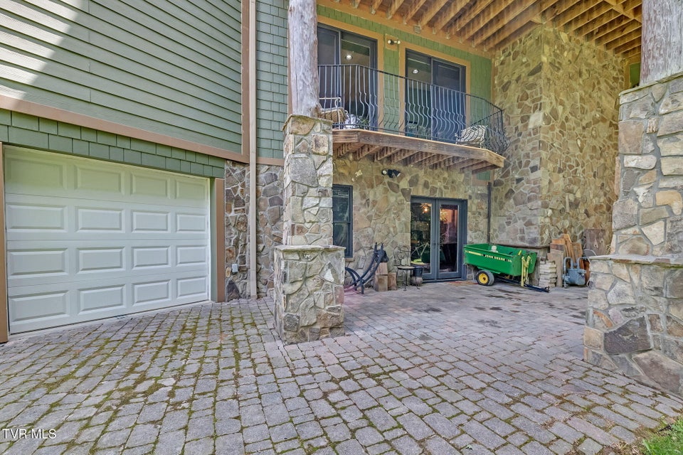 Photo #98: 18549 Landridge Way
