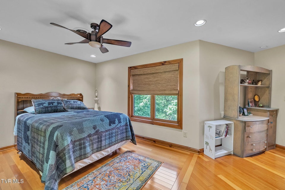 Photo #61: 18549 Landridge Way