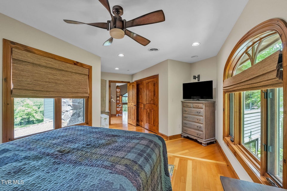 Photo #62: 18549 Landridge Way