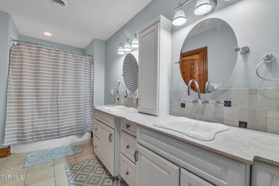 Photo #63: 18549 Landridge Way