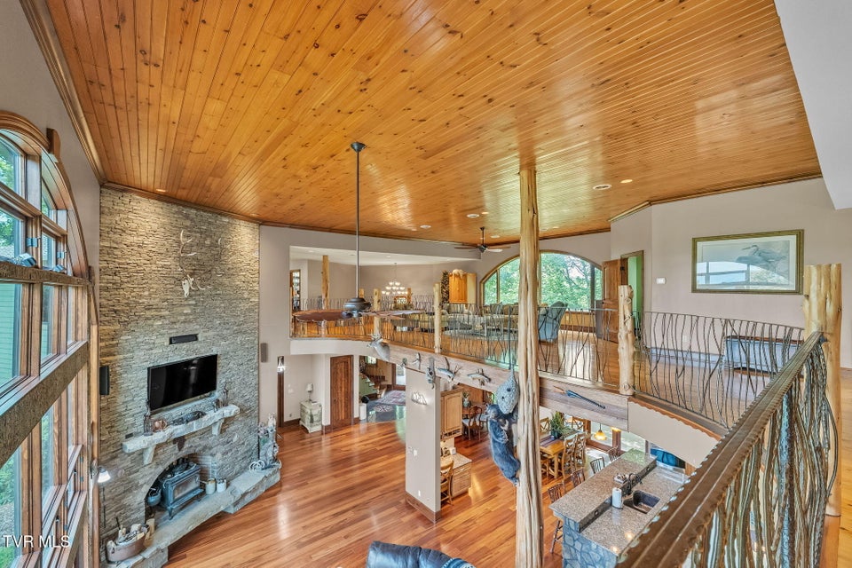 Photo #31: 18549 Landridge Way