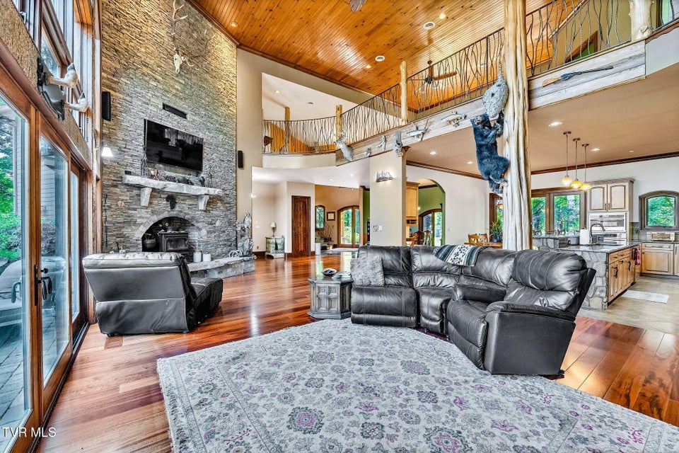 Photo #29: 18549 Landridge Way