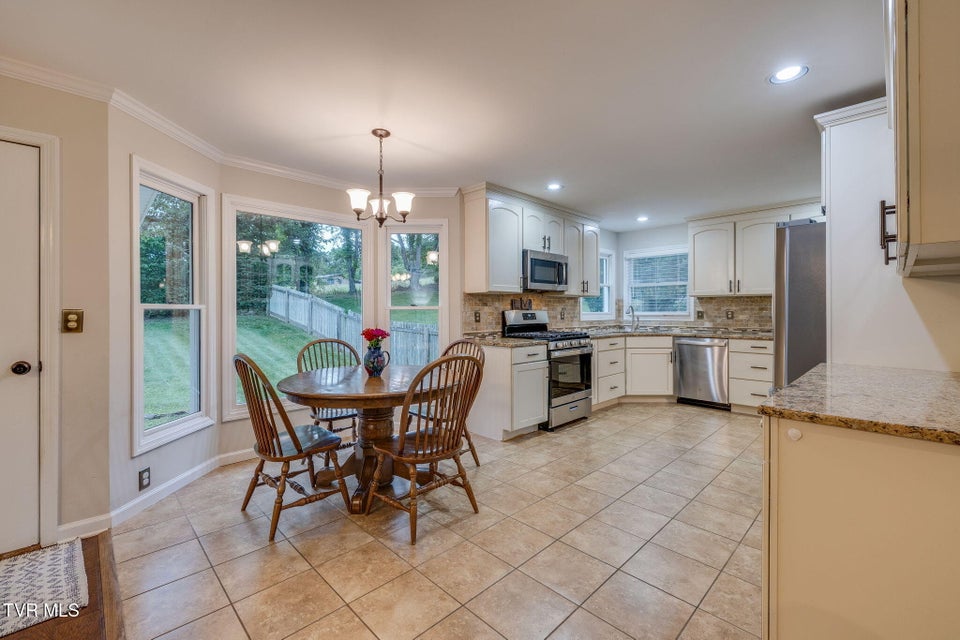 Photo #18: 3424 Berkshire Circle