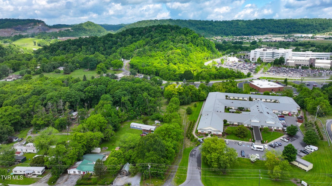 Photo #11: 850 Meadow View Road