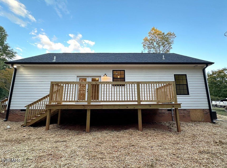 Photo #4: 172 Elbert Way
