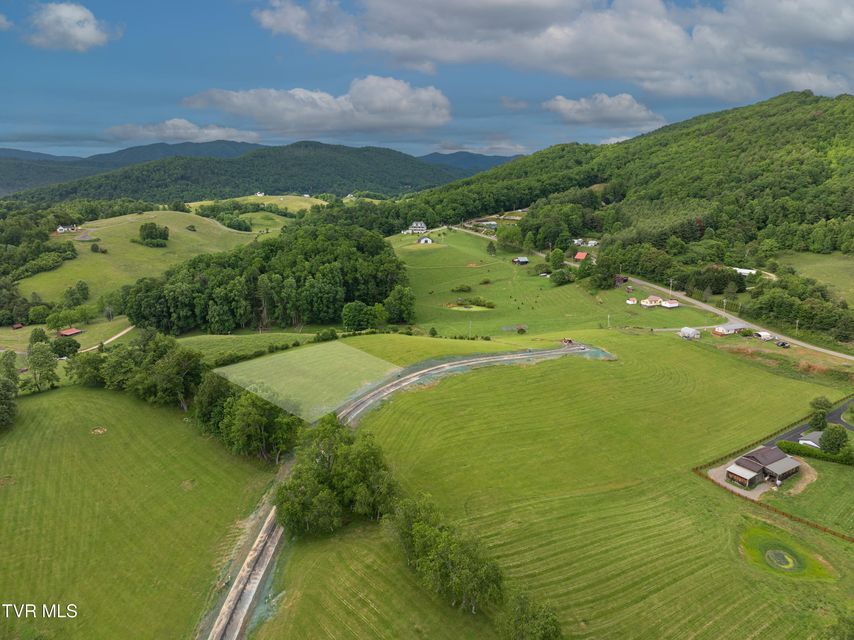 Photo #9: 28 Dry Hill Road