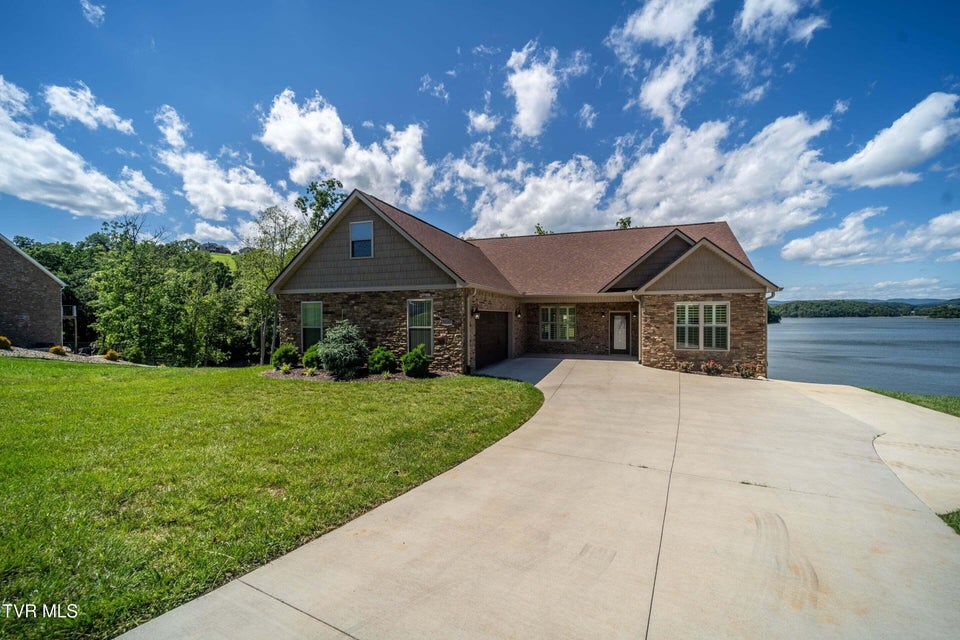 Photo #2: 3107 Bridgewater Boulevard